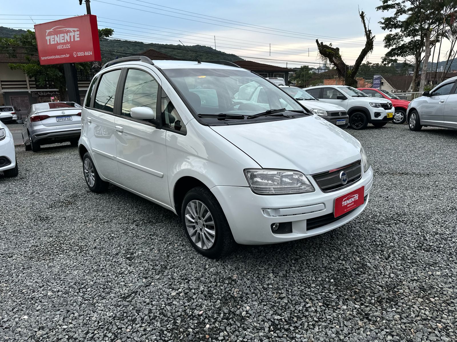 FIAT IDEA 1.4 COMPLETO