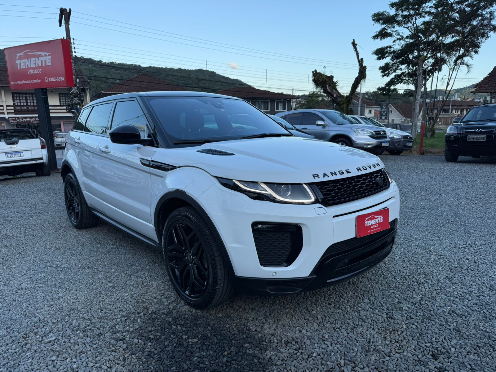 LAND ROVER EVOQUE P240 HSE DYNAMIC 