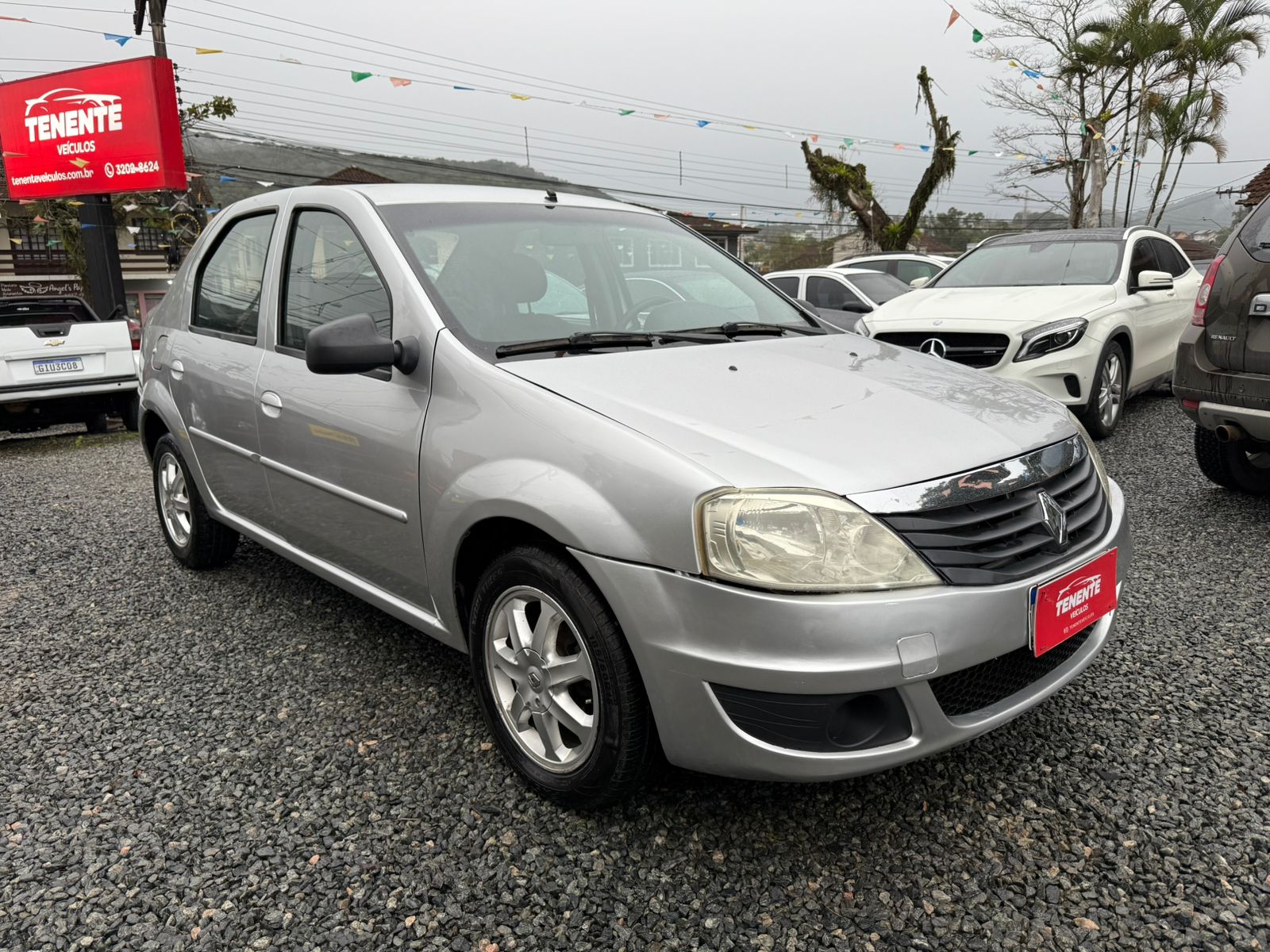 RENAULT LOGAN  1.6 EXPRESSION COMPLETO 